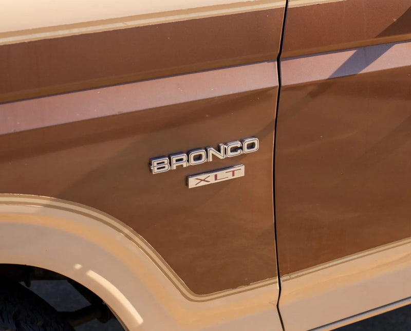 1982-1986 Ford Bronco Classic Style Chrome 7.75" Bronco Fender Emblems Pair
