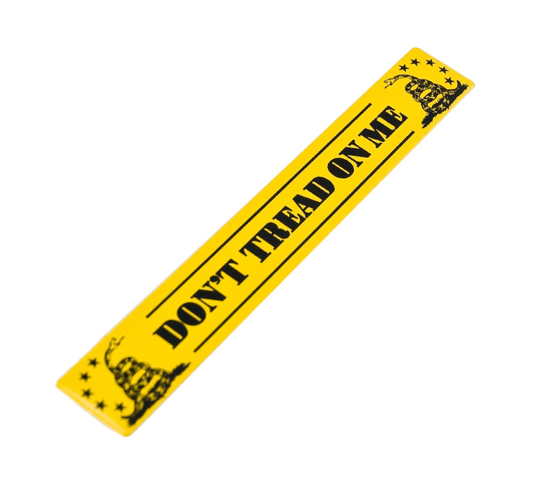 Don't Tread On Me Yellow & Black Emblem w/ Chrome License Plate Frame