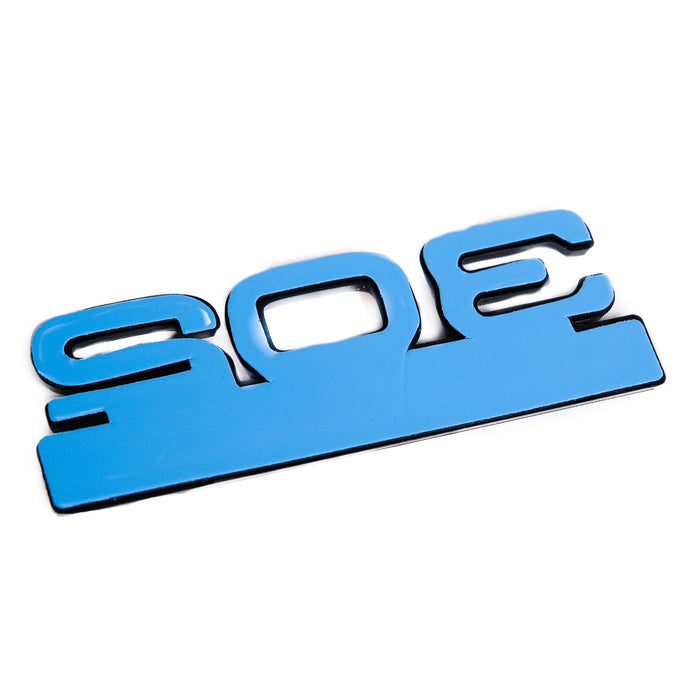 302 5.0L Engine High Performance Engine Emblems in Red & Chrome - 4