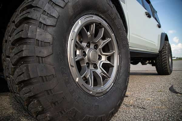 2021-2023 Ford Bronco R Roush 17" x 8.5" Set of 5 Iridium Gray Wheels & TPMS Kit